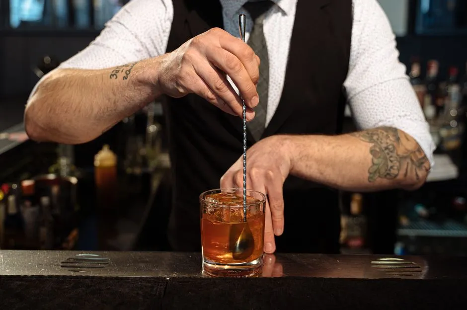How to Make a Manhattan Cocktail