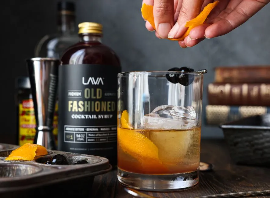 How to Make an Old Fashioned: Classic Recipe & Right Tools